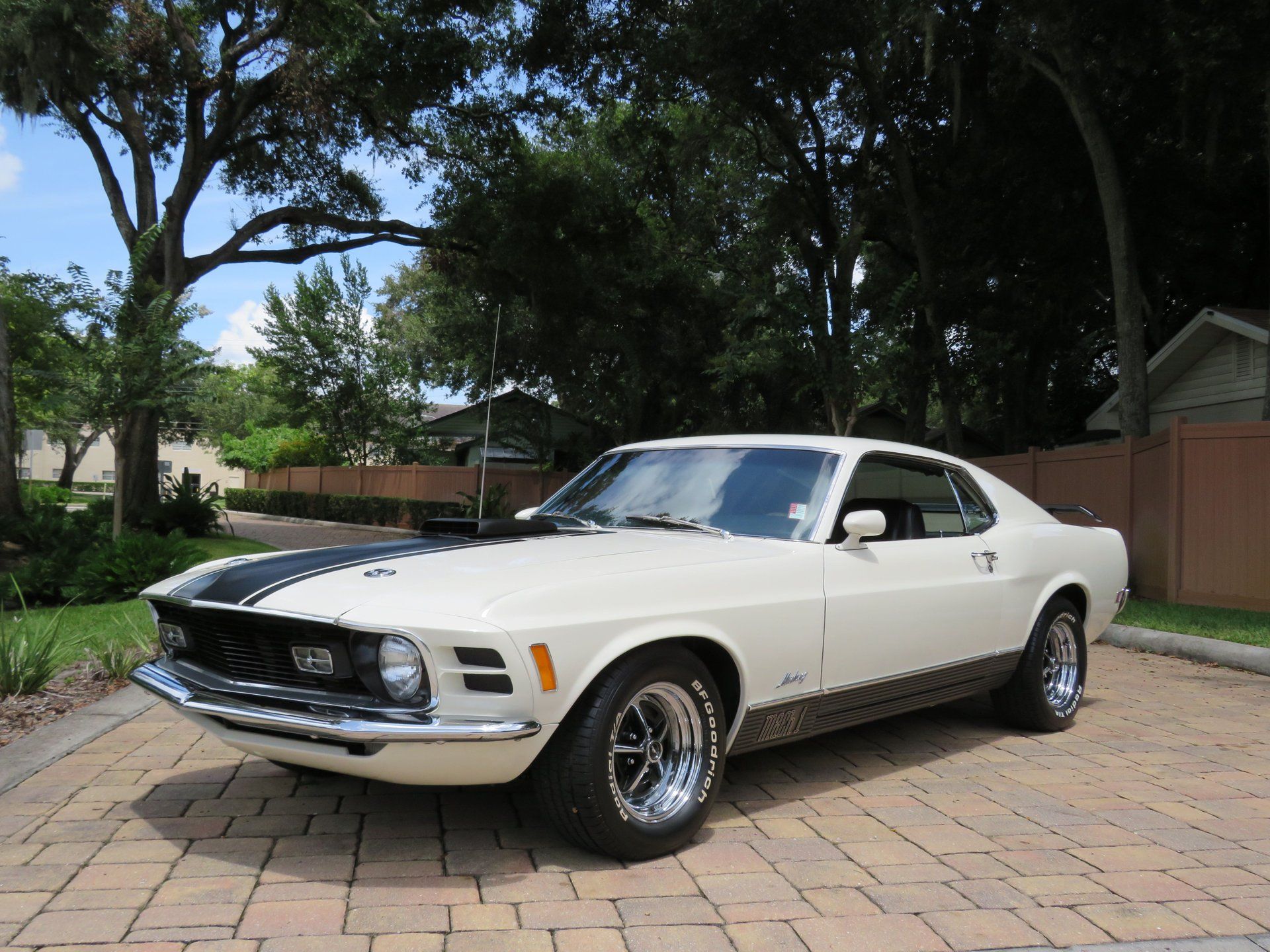 1970 FORD MUSTANG MACH 1 - Image 2