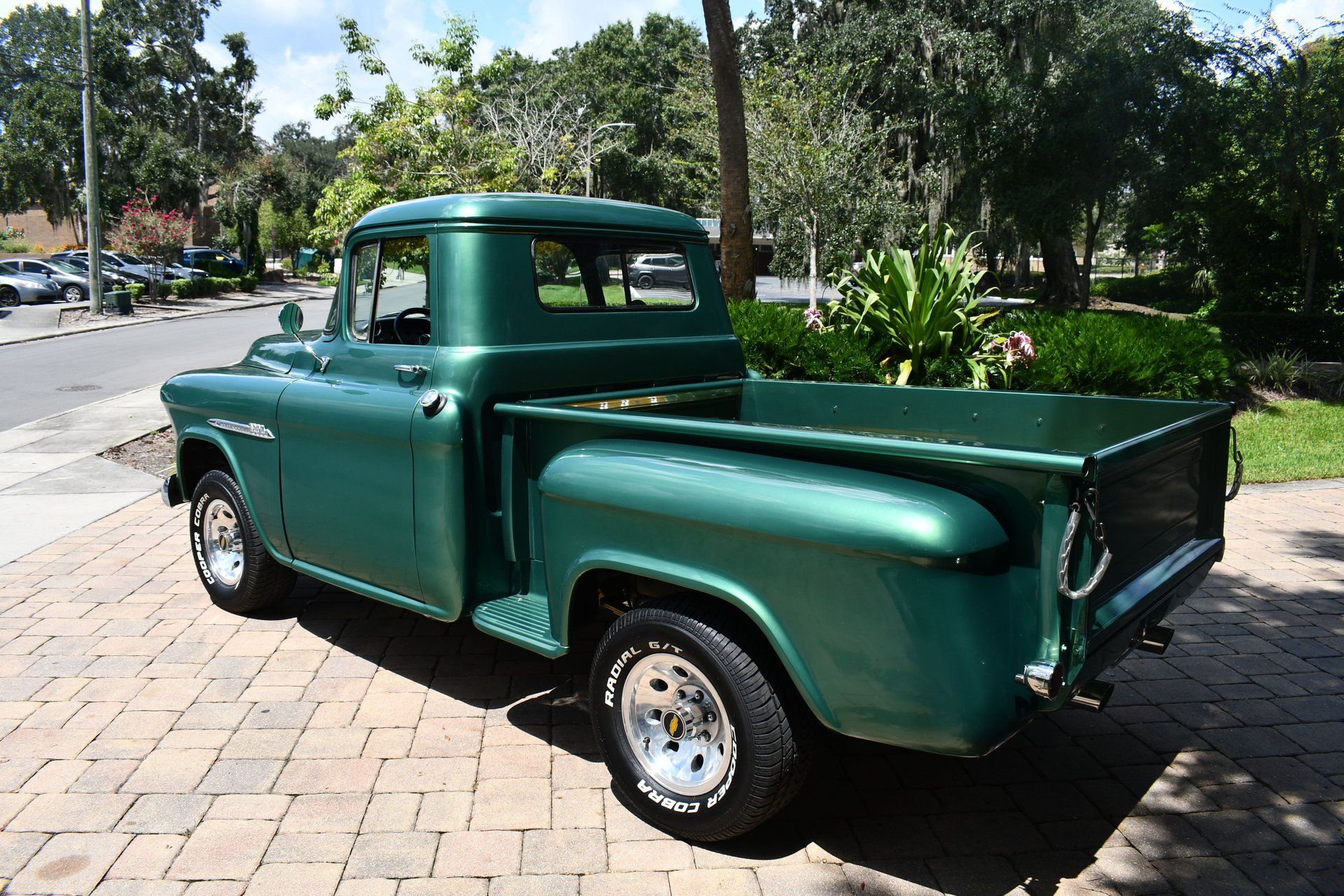 1957 CHEVROLET 3200 - Image 4