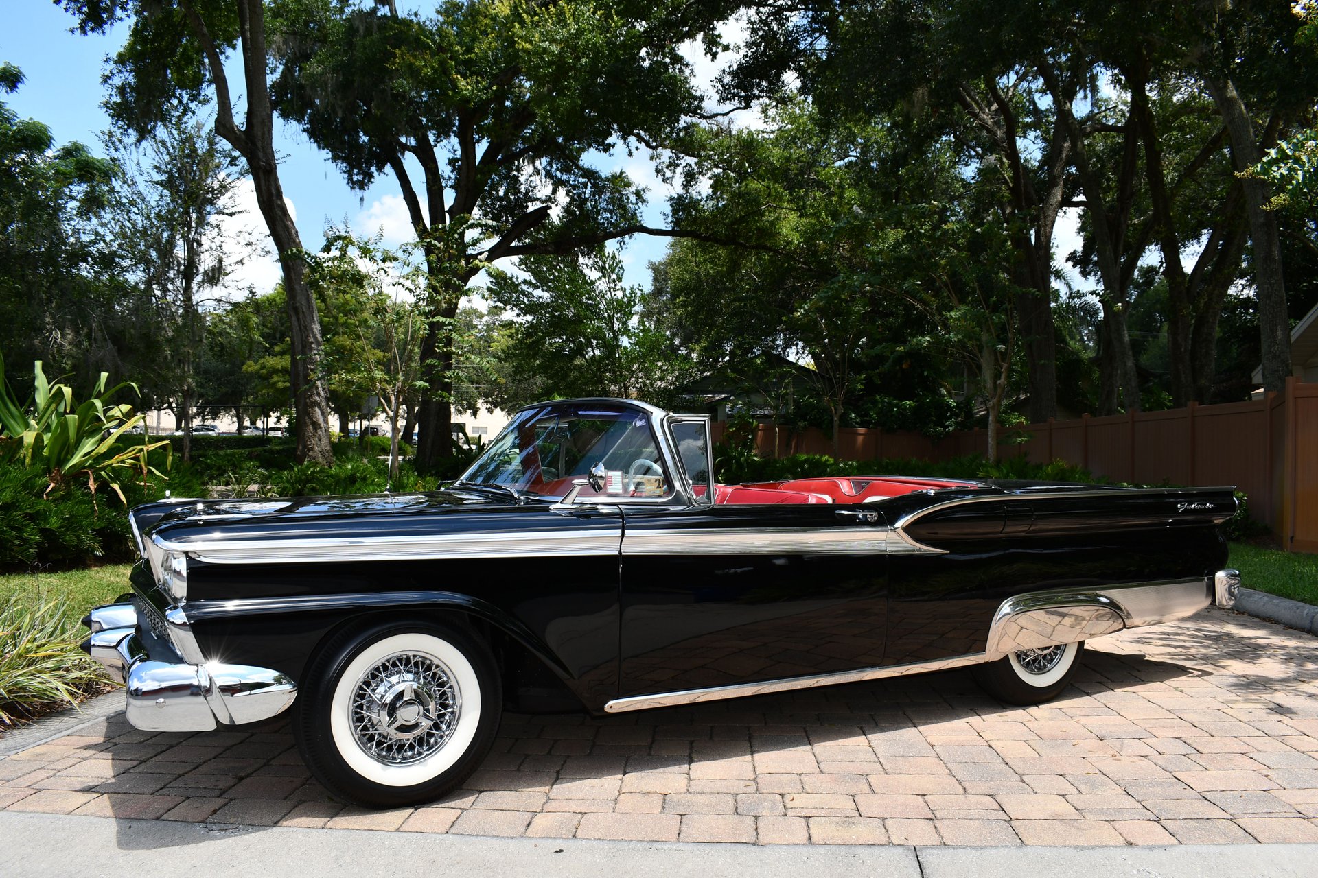 1959 FORD FAIRLINE 500 - Image 2