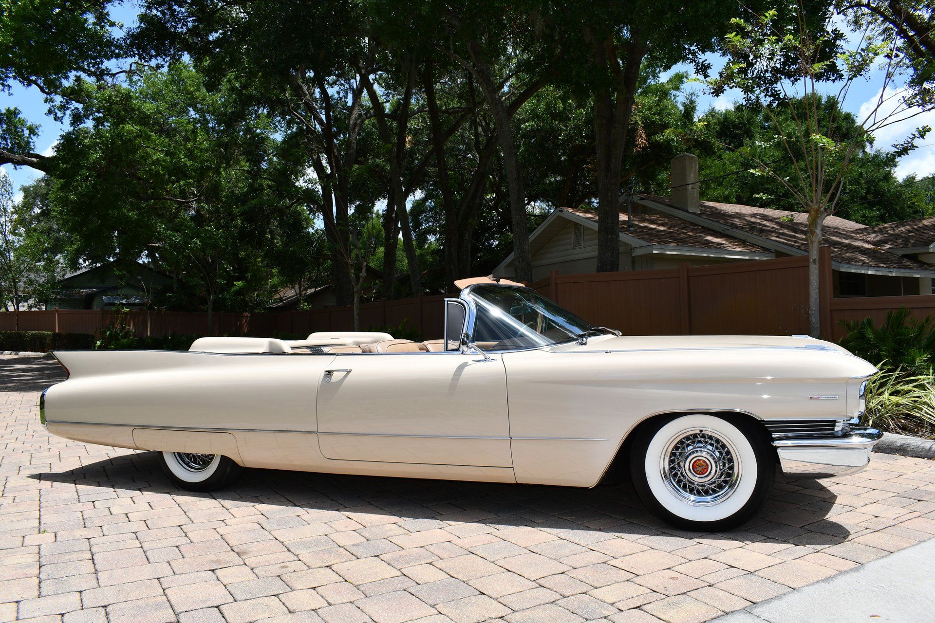 1960 CADILLAC SERIES 62 - Image 12