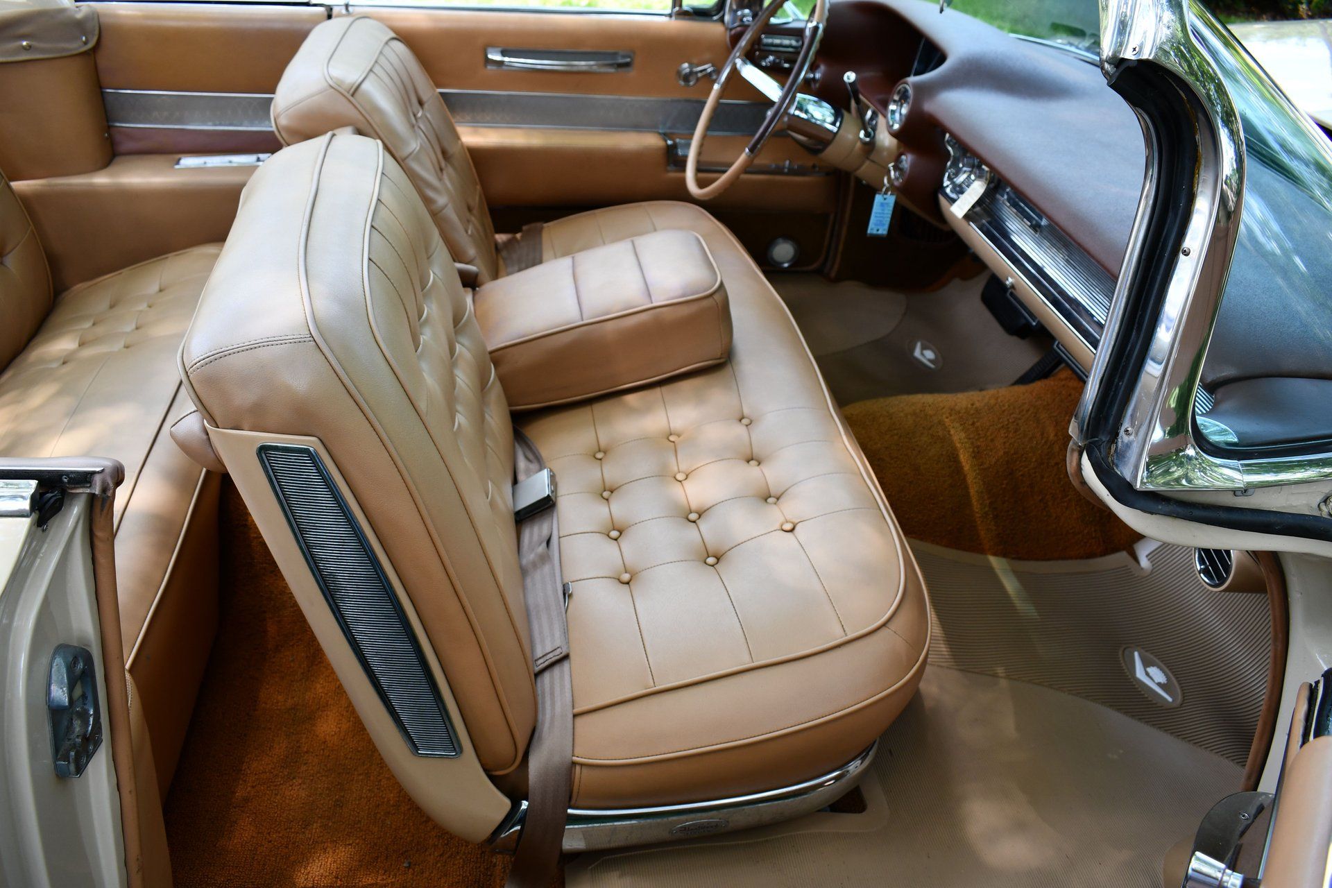 1960 CADILLAC SERIES 62 - Image 18