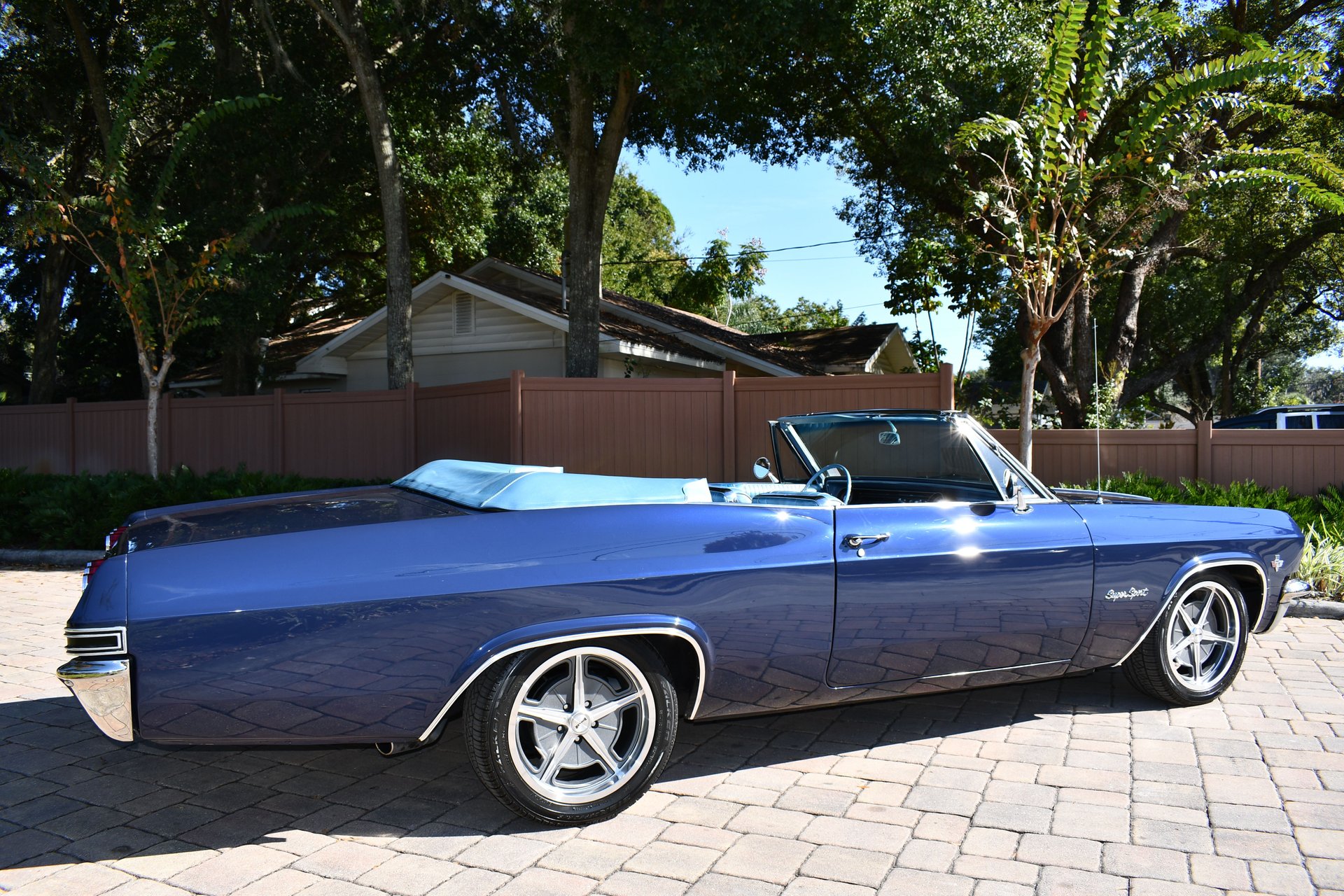 1965 CHEVROLET IMPALA SS - Image 6