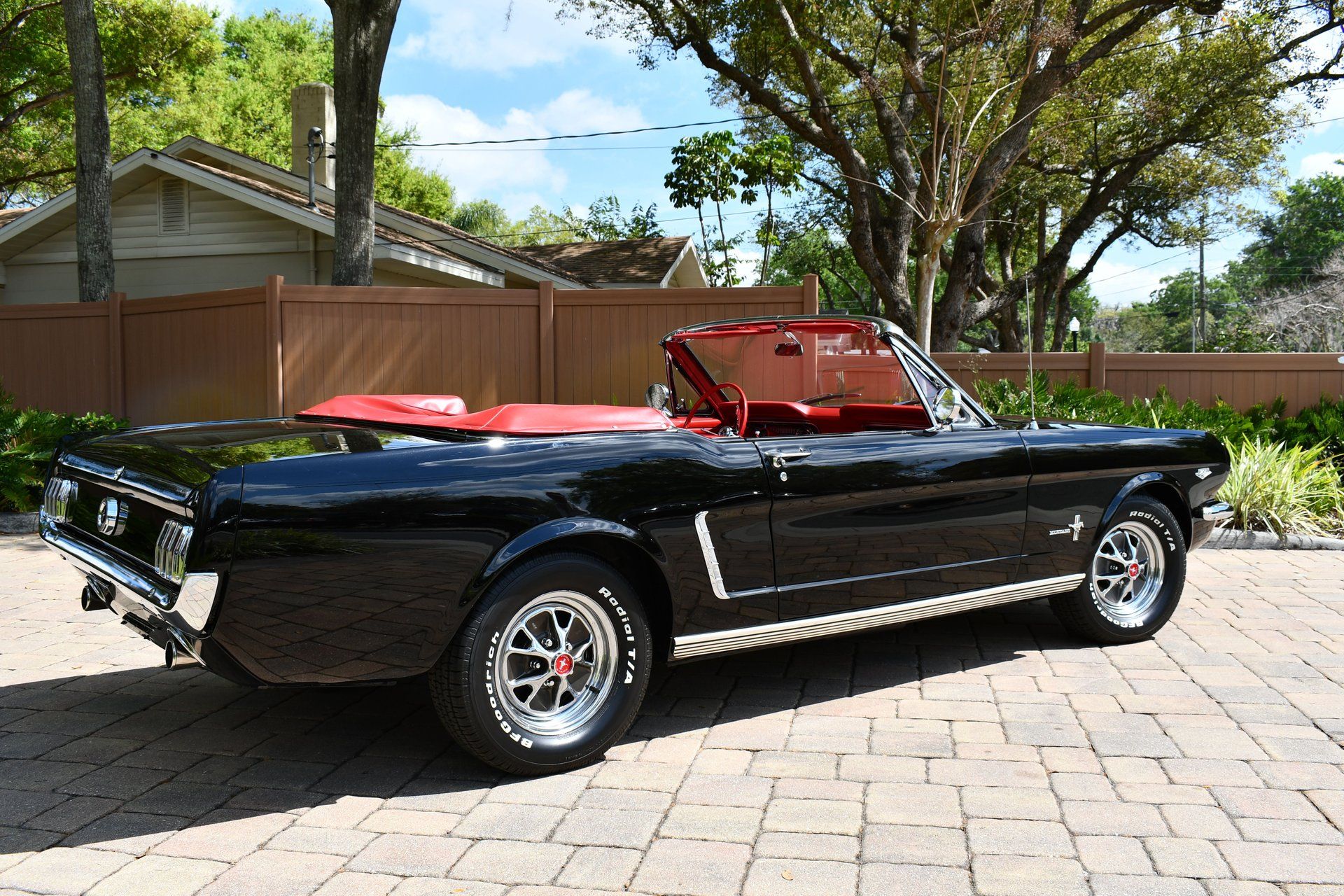 1965 FORD MUSTANG - Image 7