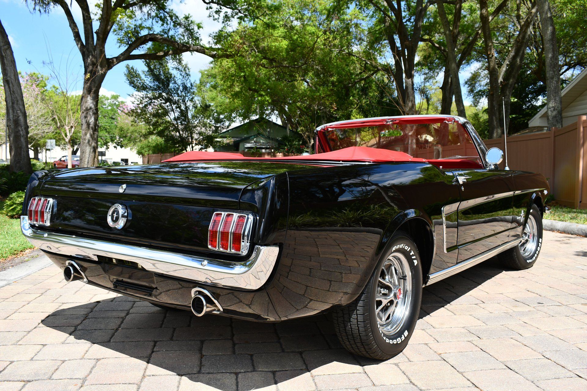 1965 FORD MUSTANG - Image 8